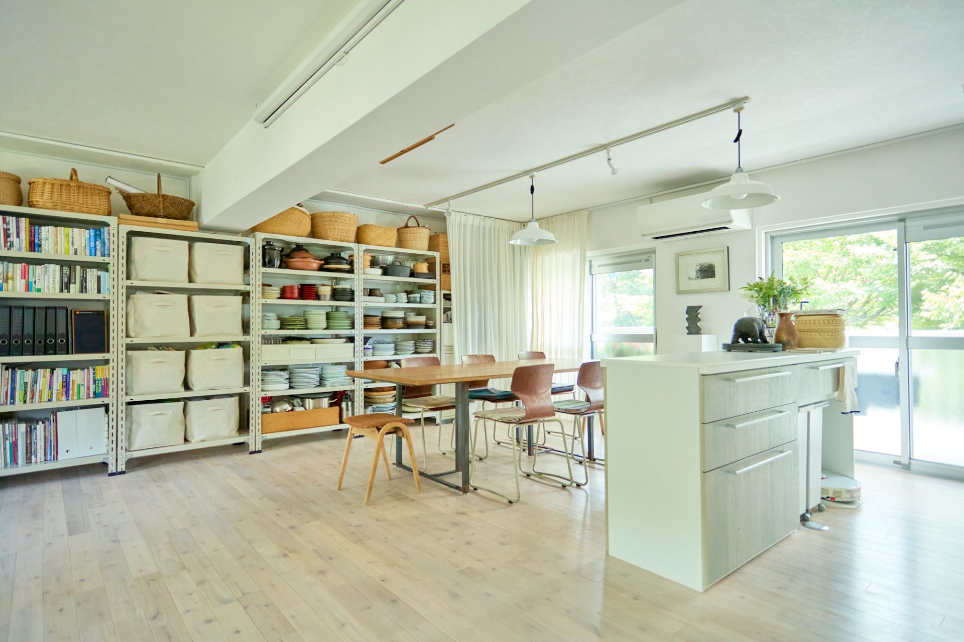 重松久惠、D&DEPARTMENT、工業用スチールシェルフ