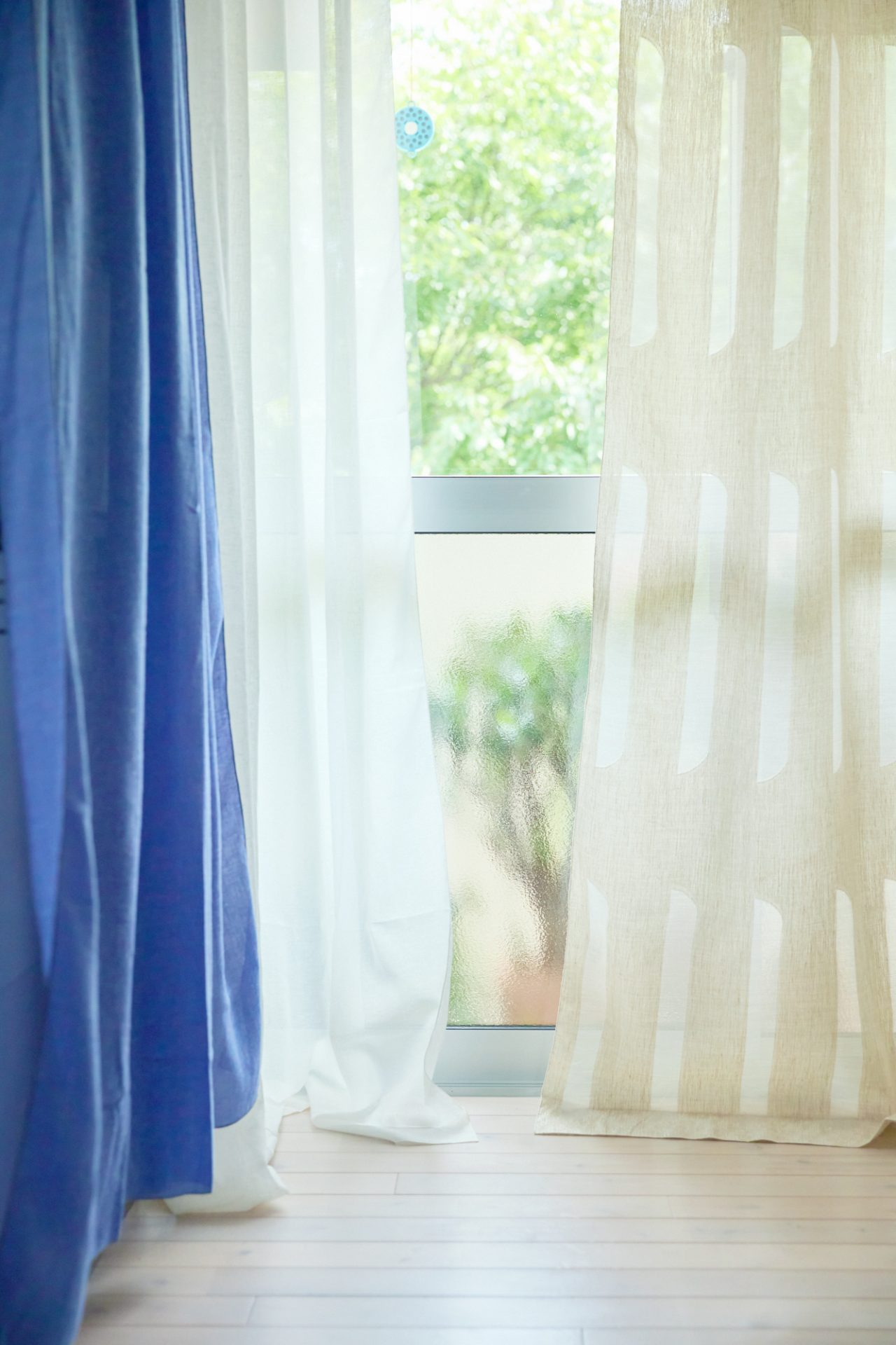 14-23 TOSS、 14-23 SEIRO、マルチクロス、カーテン