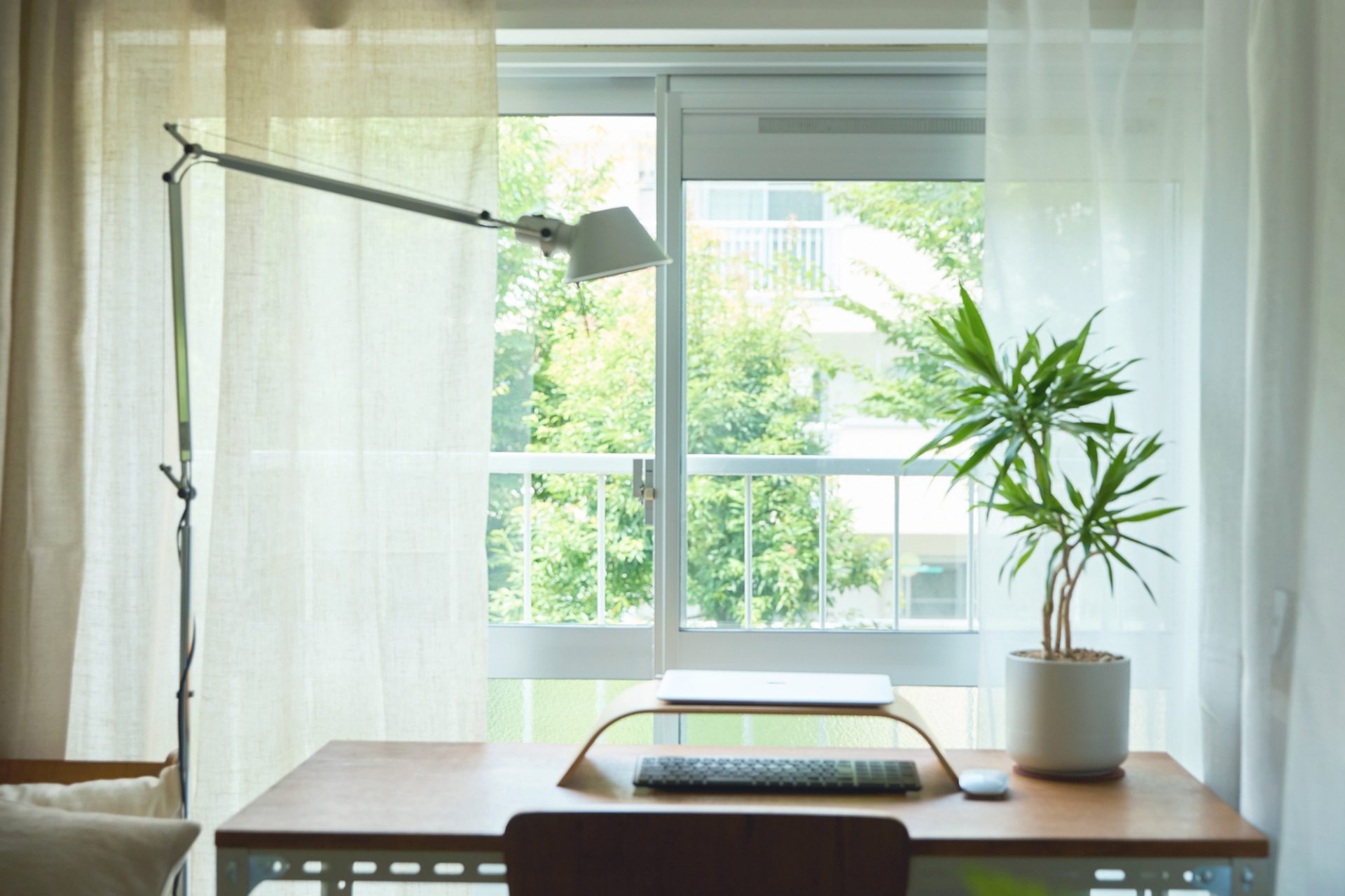 14-23 THIME、タイム、14-23 TOSS、間仕切り、カーテン