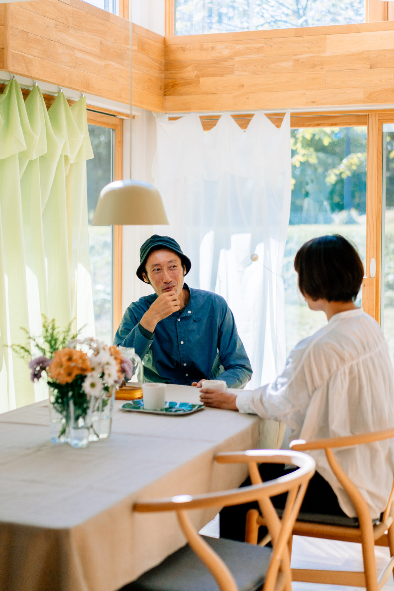 レースカーテン、リビングカーテン