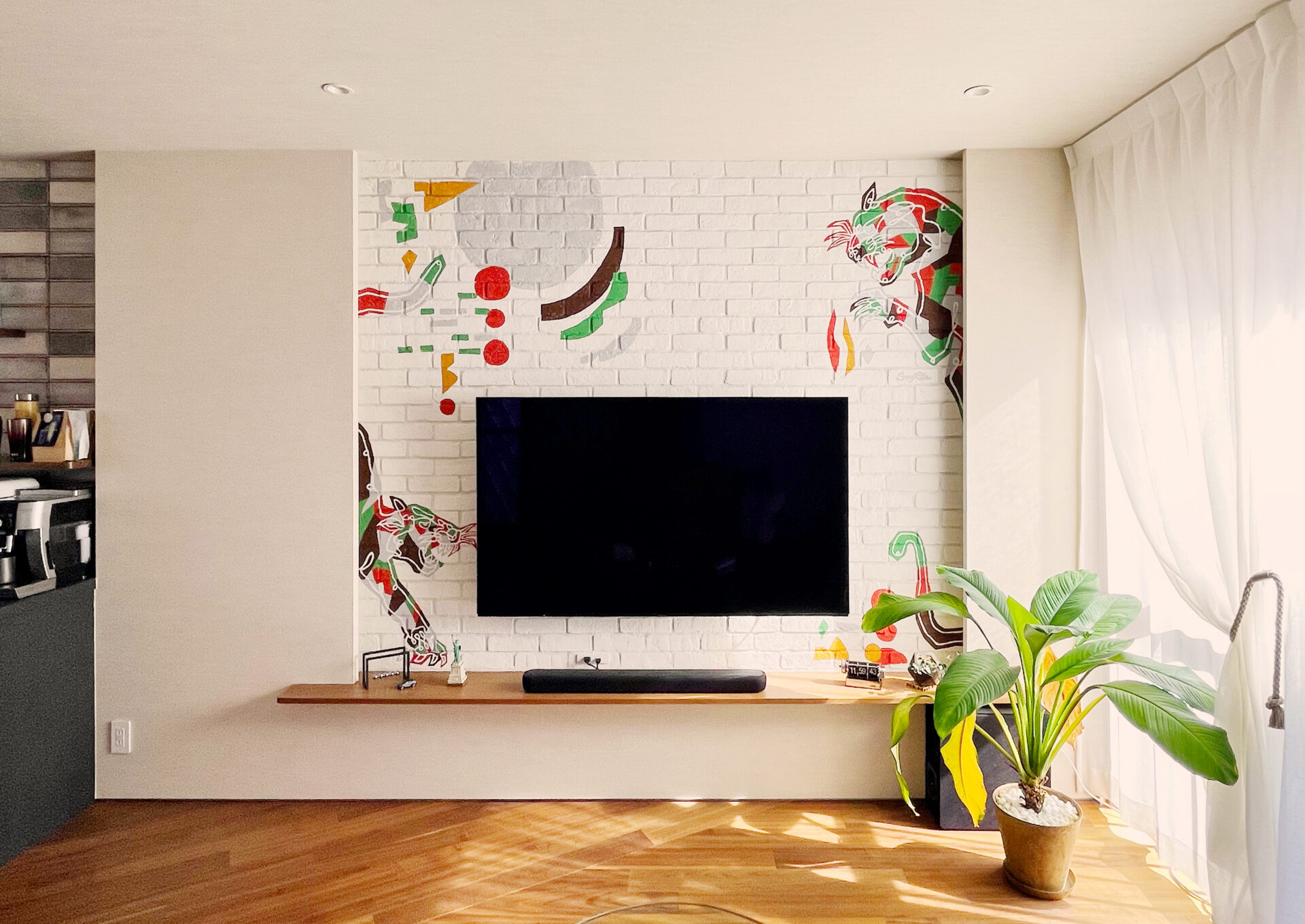 テレビボード、ウォールアート