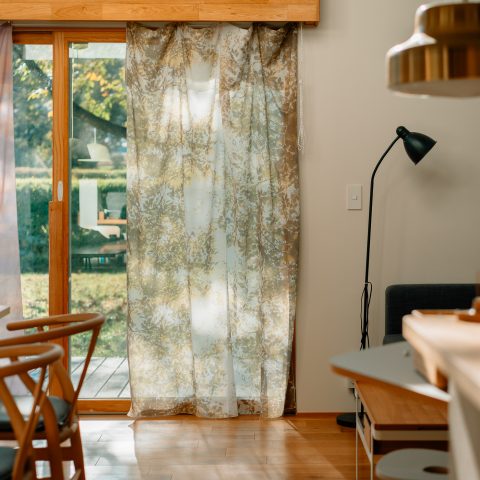 軽やかな住まいで探る、余白がもたらす自由。