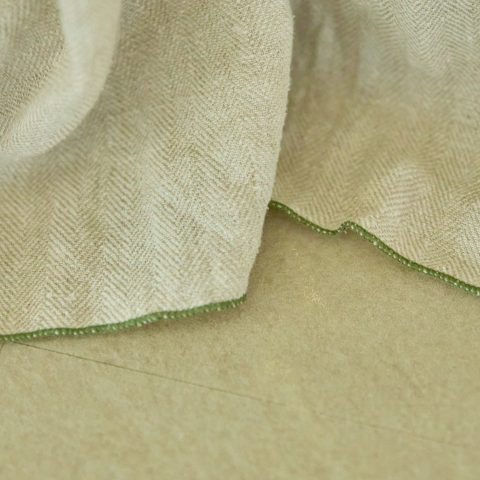 手触りを楽しむ、床に近い暮らし。