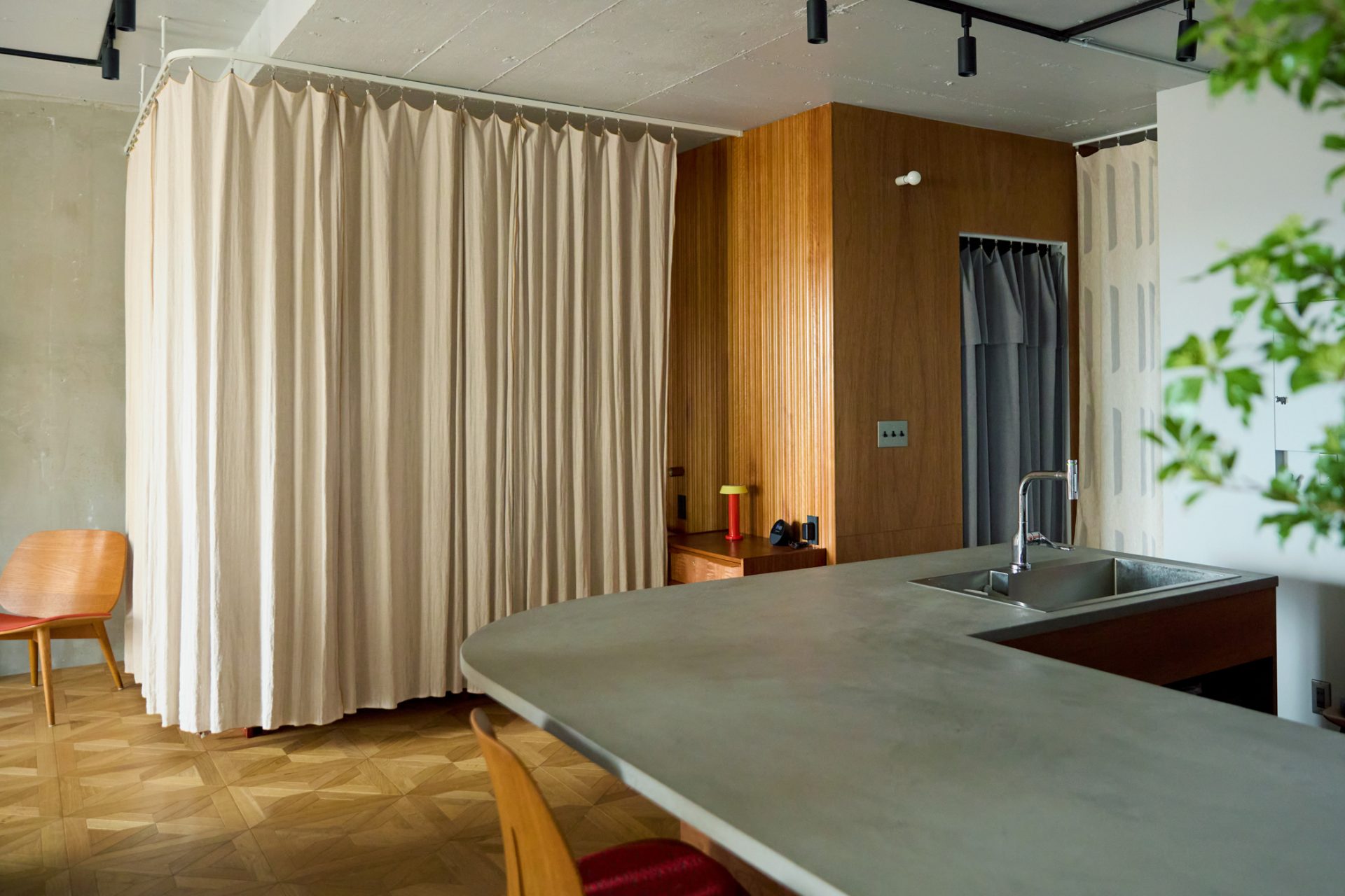 ieno textile,14-23 KINU,寝室間仕切り,ワンルーム間仕切り,マルチクロス