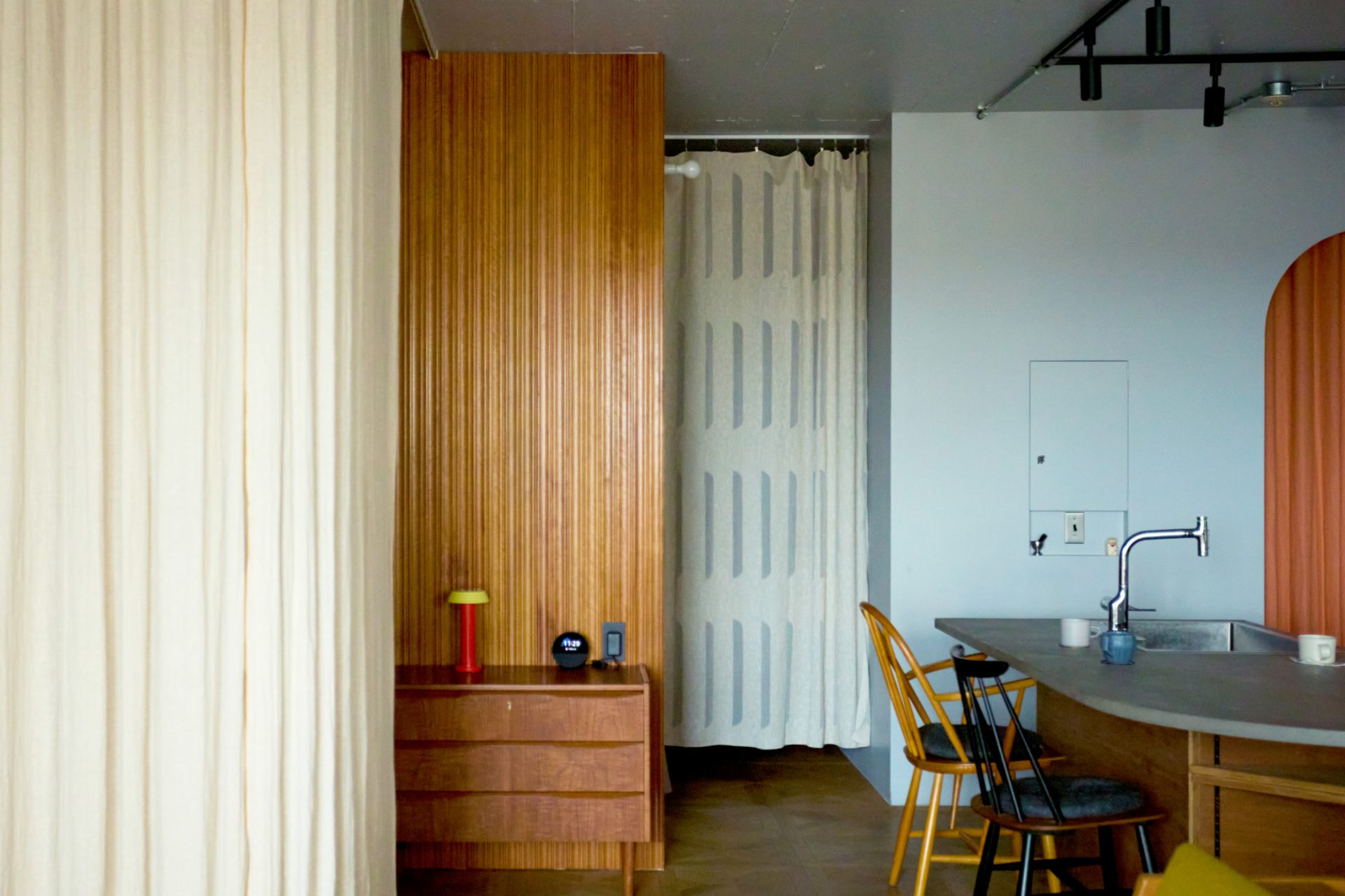 ieno textile,14-23 SEIRO,廊下仕切り布