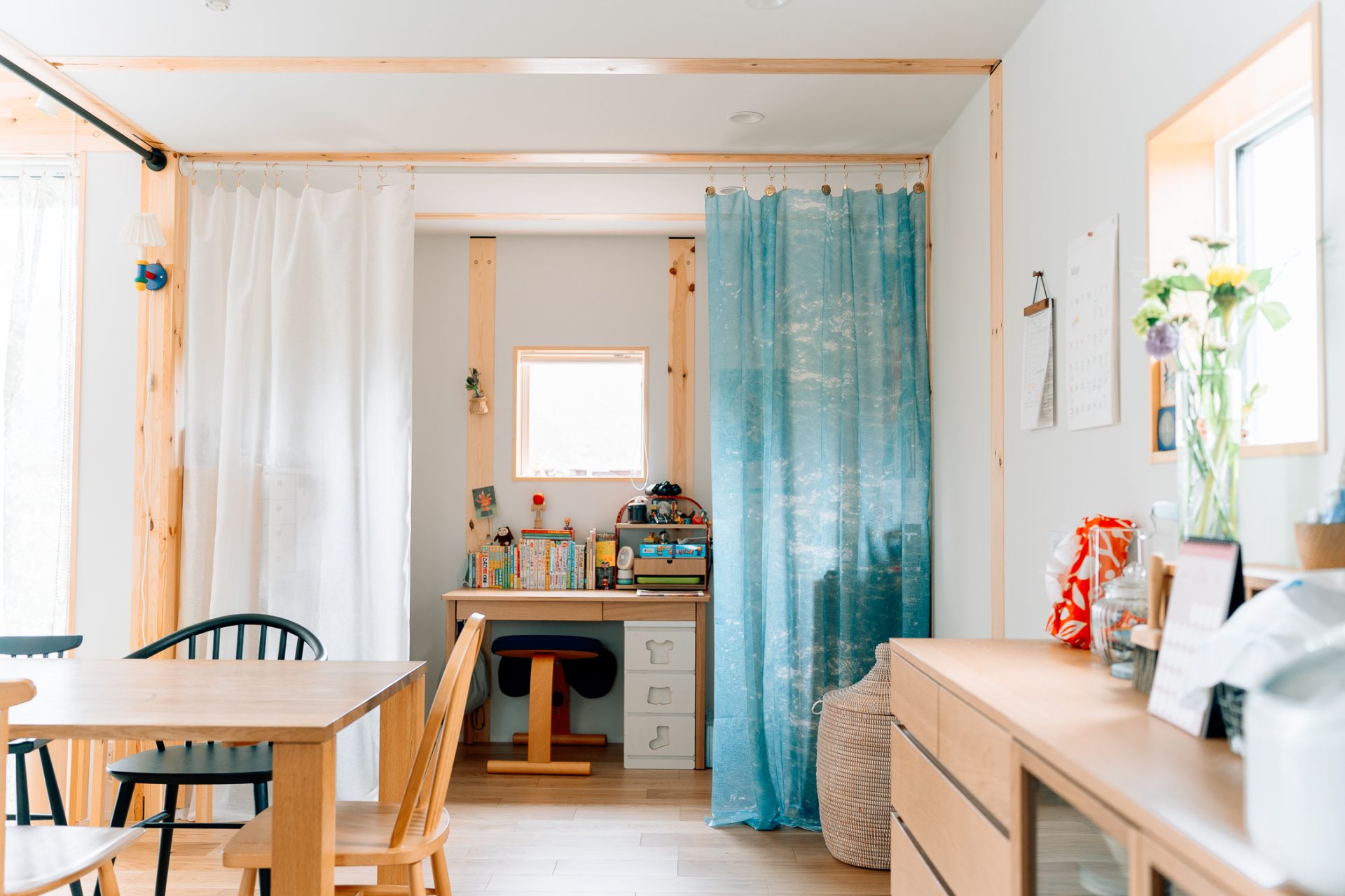 ieno textile、Tension Rod　ドローアライン、無印良品の家、木の家