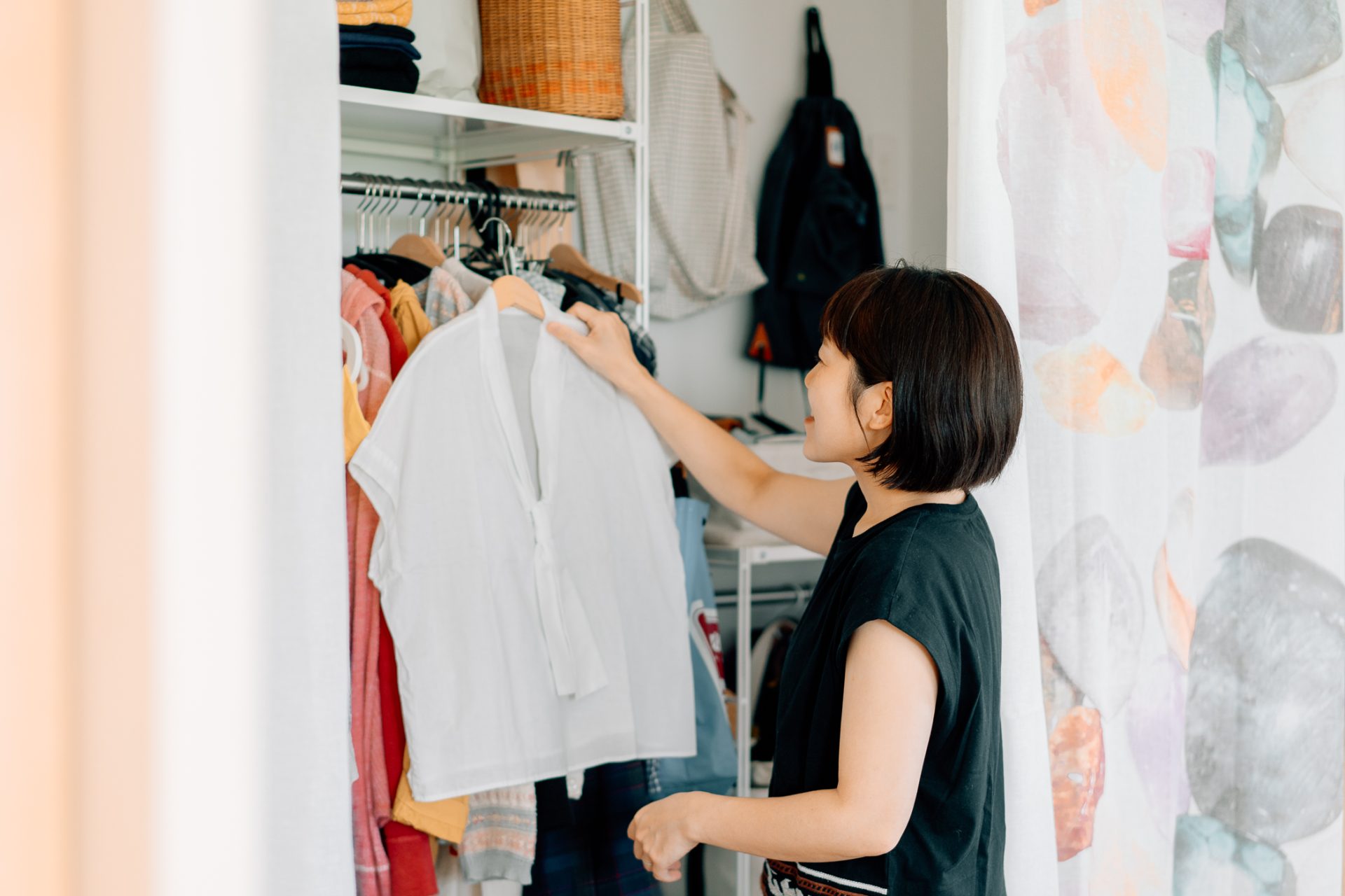 ieno textile、Tension Rod　ドローアライン、クローゼットの仕切り、無印良品の家、木の家