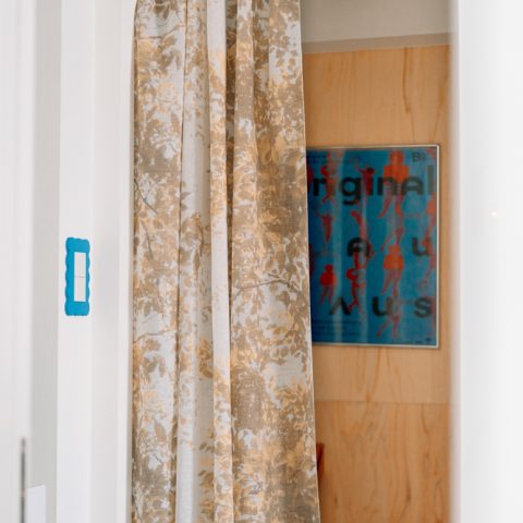 カラーで遊ぶ、シティボーイの家づくり。