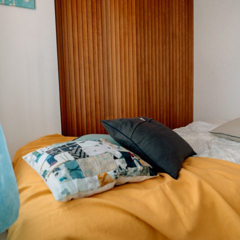 カラーで遊ぶ、シティボーイの家づくり。